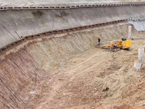 四子王基坑边坡加固