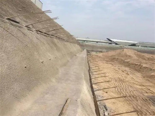 四子王河道边坡加固